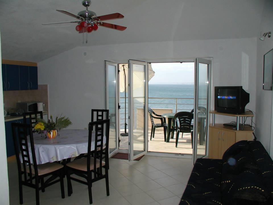 Apartament Njofra Banj Zewnętrze zdjęcie