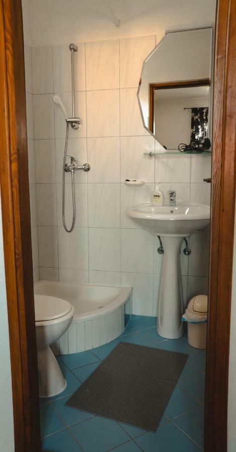 Apartament Njofra Banj Zewnętrze zdjęcie