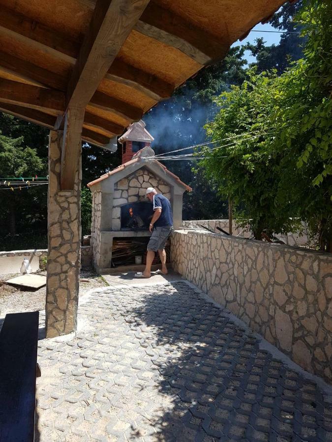 Apartament Njofra Banj Zewnętrze zdjęcie